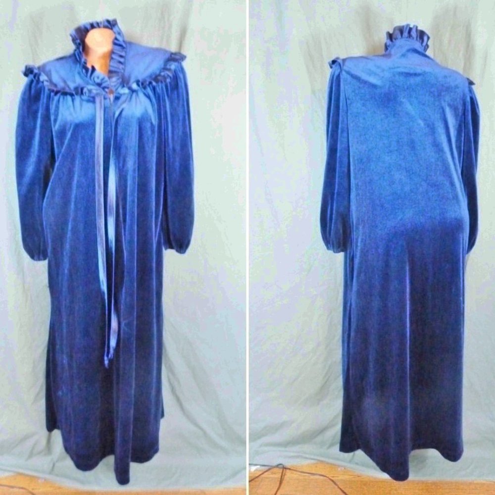 Say-Lu Medium Blue Soft Velvet Velour Robe Zip Up Vintage